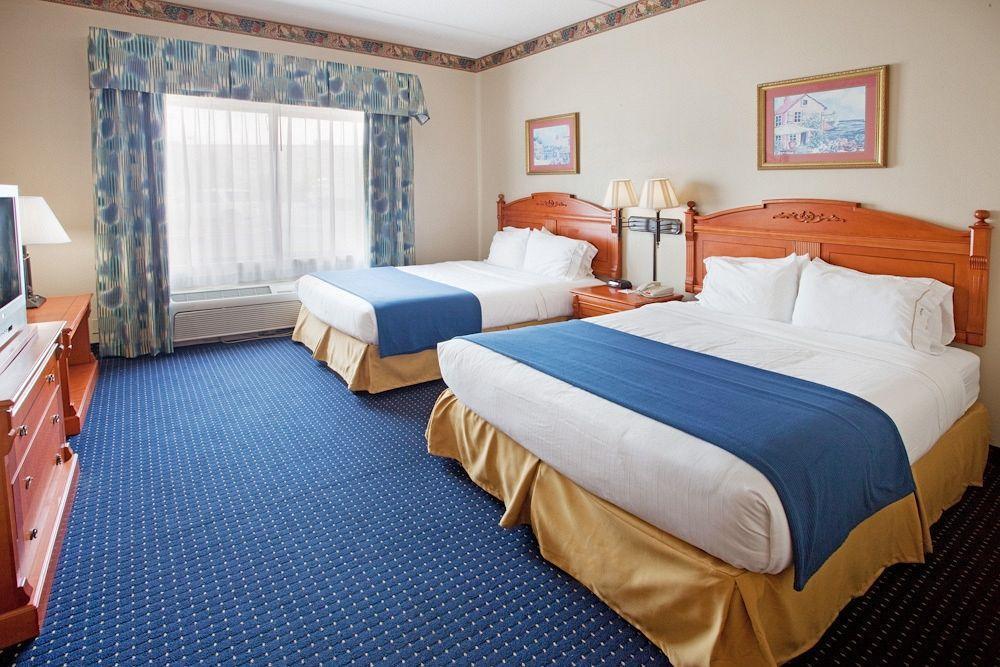 Savannah Gateway Hotel & Suites Room photo